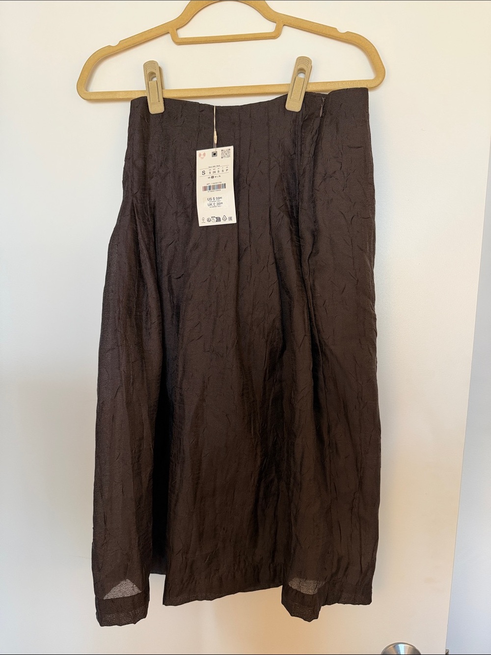 Zara Black Crinkled Bermuda Shorts